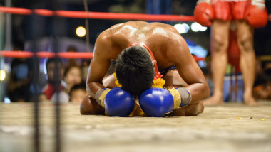 muay thai, kickboxing