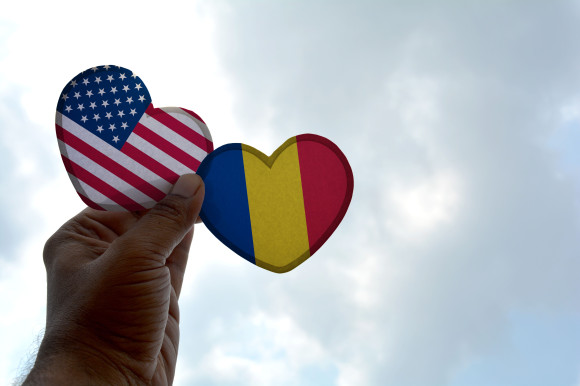 romania sua love shutterstock_1176800761