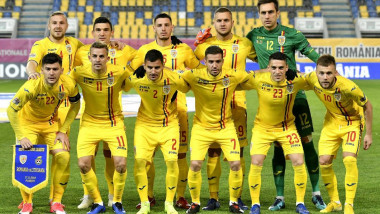 nationala de fotbal a romaniei care a luat startul in partida cu Muntenegru de marti, 20 noiembrie 2018