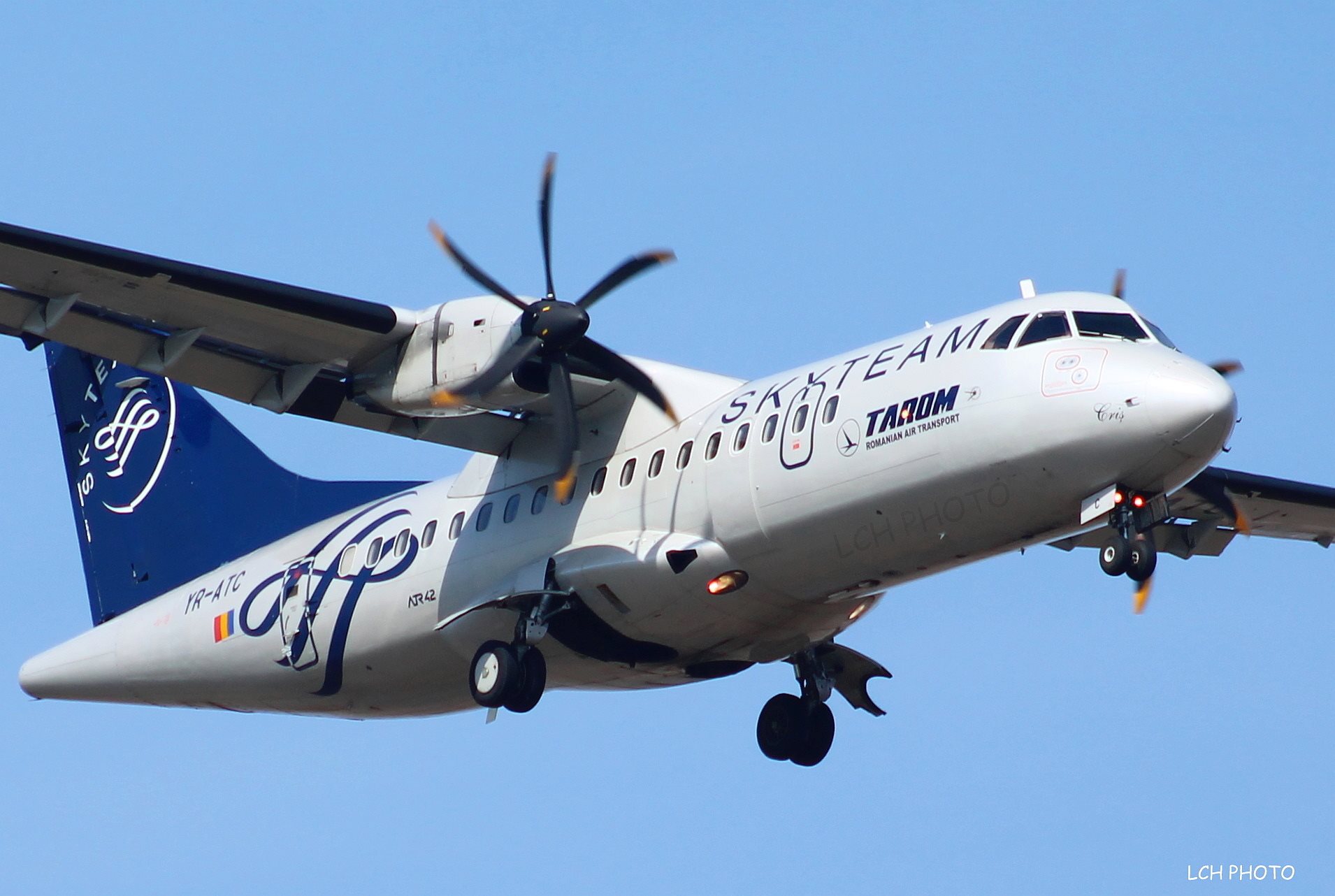 Tarom va primi un ajutor de 195 de milioane de lei, fiind in pericol sa ramana fara bani din martie