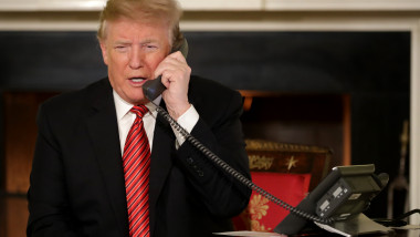 Donald trump The President And First Lady Assist NORAD With Santa Tracker Phone Calls
