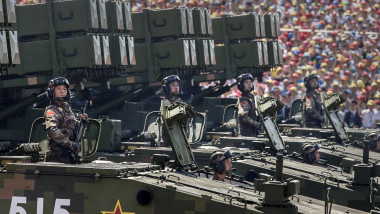 militari chinezi