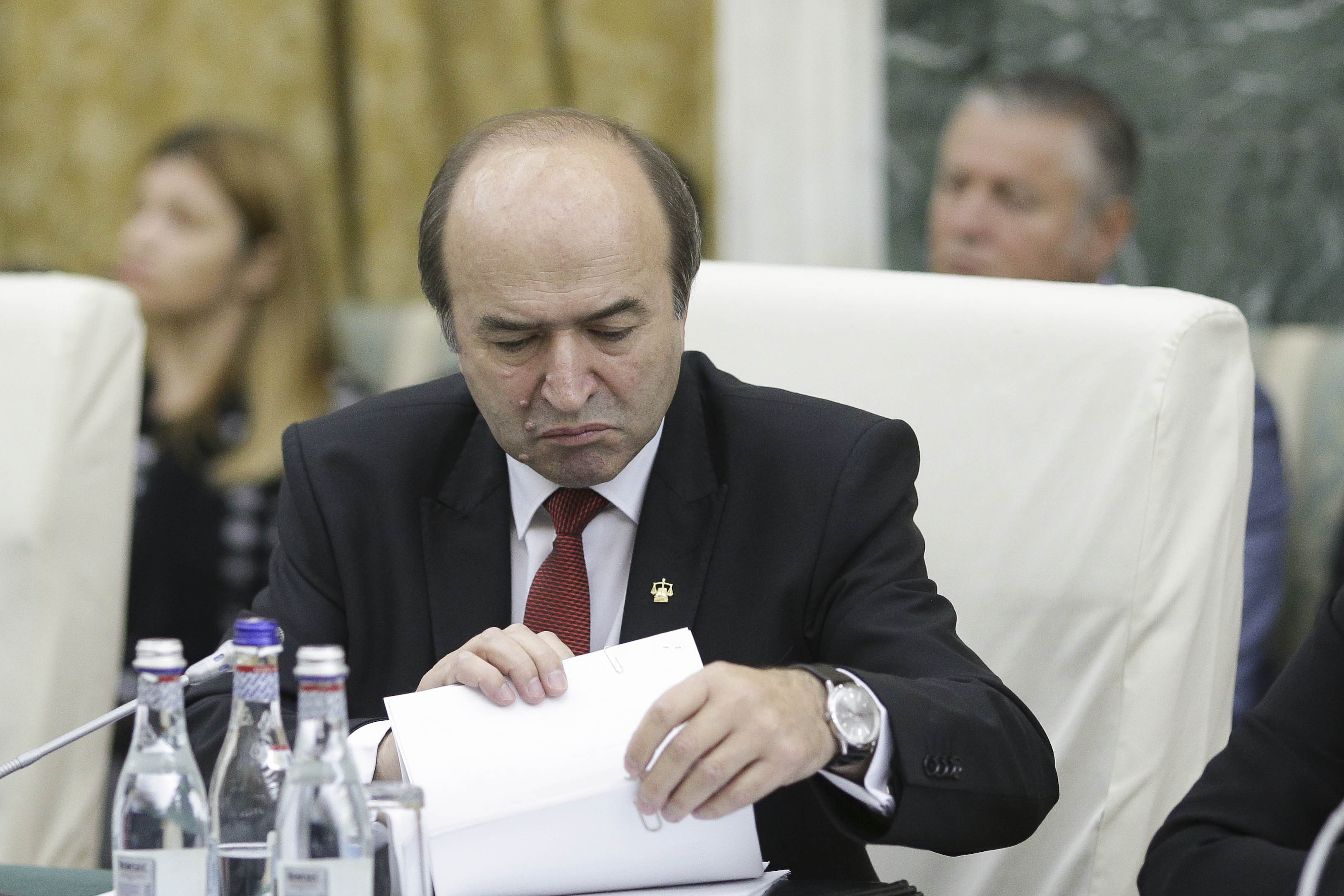 Ce spune un fost judecător constituțional despre ședința CCR de azi privind turul I al alegerilor prezidențiale