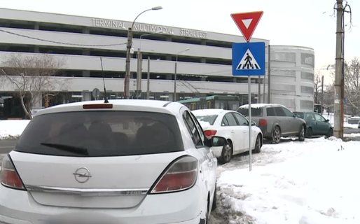 De ce parcarea Straulesti, o investitie de sute de milioane de lei, este pustie