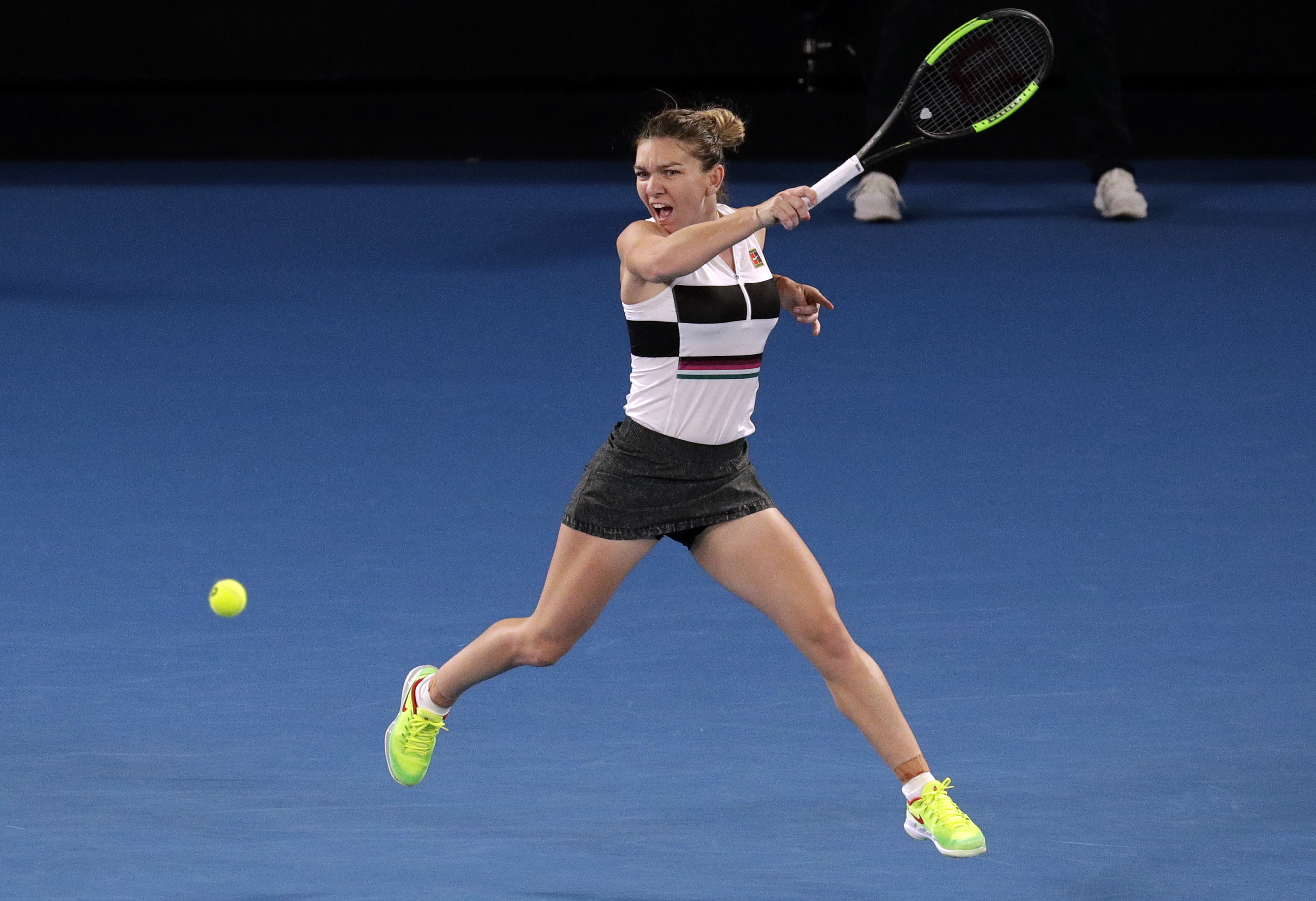 Halep - Williams, 6-2, 6-3, la Australian Open. Simona va juca cu Serena in optimi