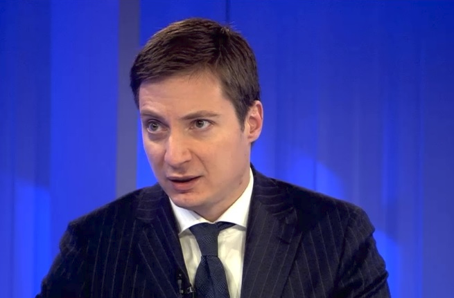 Andrei Caramitru, audiat la Poliție după ce a fost reclamat de Călin Georgescu pentru o postare pe Facebook. „Mai bine să vină el”