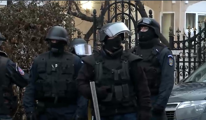 Polițiștii au descins la persoanele care au cerut bani pentru cazarea ucrainenilor. Numărul refugiaților nu corespundea