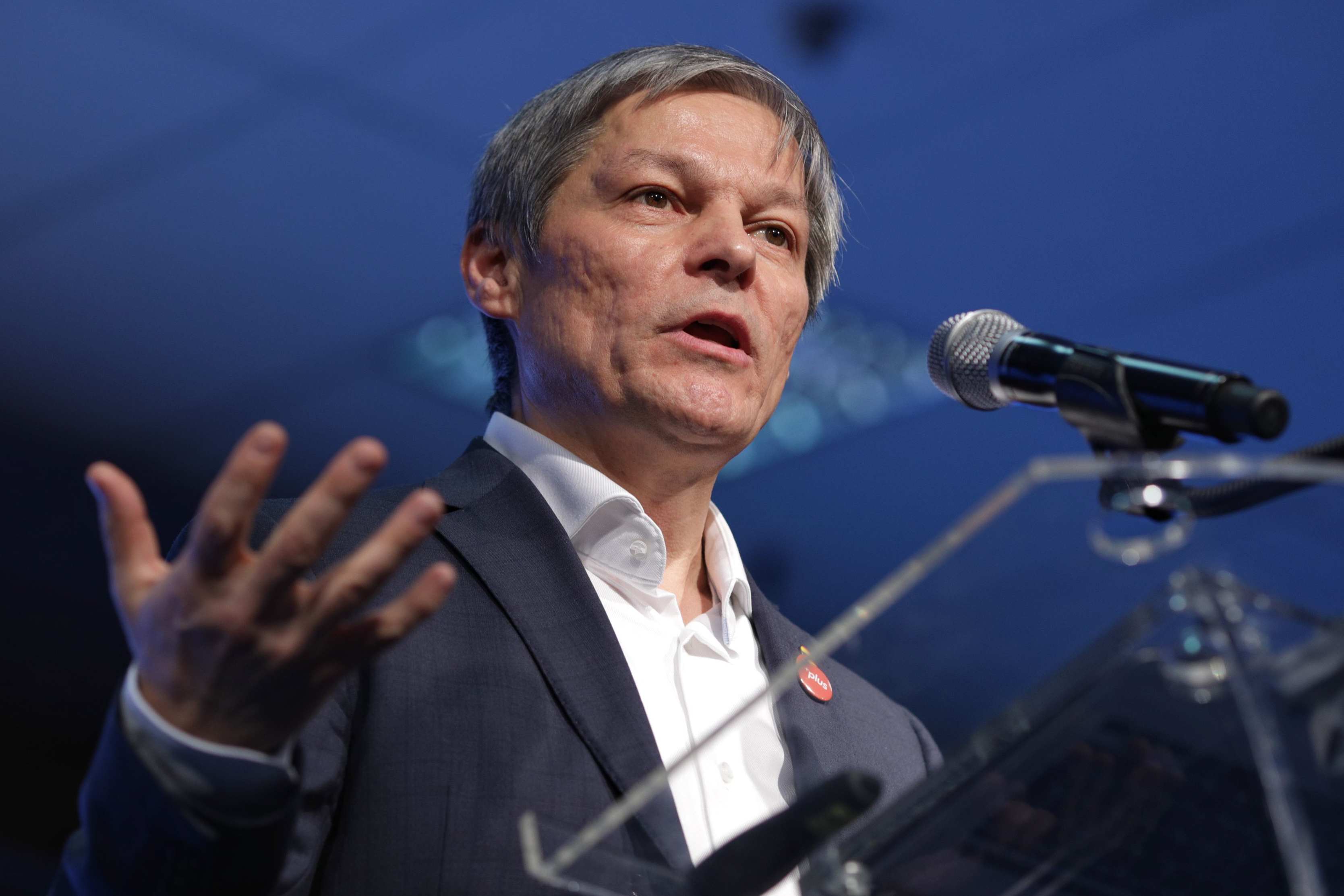 Dacian Cioloș: Strategia PSD de a bloca alegerile anticipate este antisocială