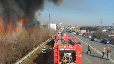 incendiu Voluntari IGSU 190219 (2)