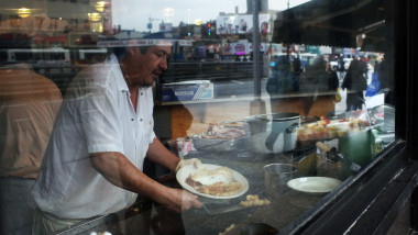 Bronx Faces Intertwined Problems Of Hunger, Poverty And Poor Nutrition