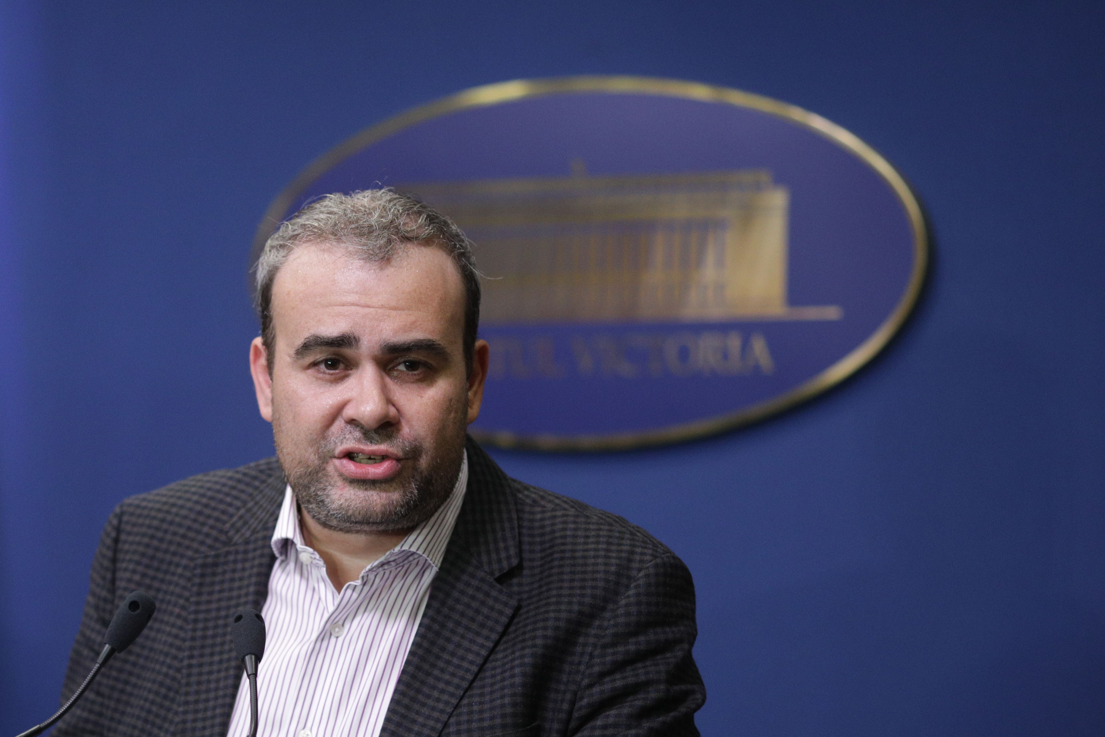 Tribunalul Bucuresti a decis anularea diplomei de doctor a lui Darius Valcov. Decizia nu este definitiva