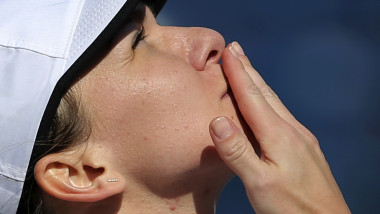 Live text Simona Halep Belinda Bencic în sferturi la Dubai, meci tenis, teren tenis, racheta tenis, turneul de la dubai 2019