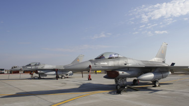 avioane F 16 românești