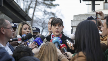 Laura Codruța Kovesi face declarații presei după ce a fost audiată cinci ore la secția specială pentru magistrați