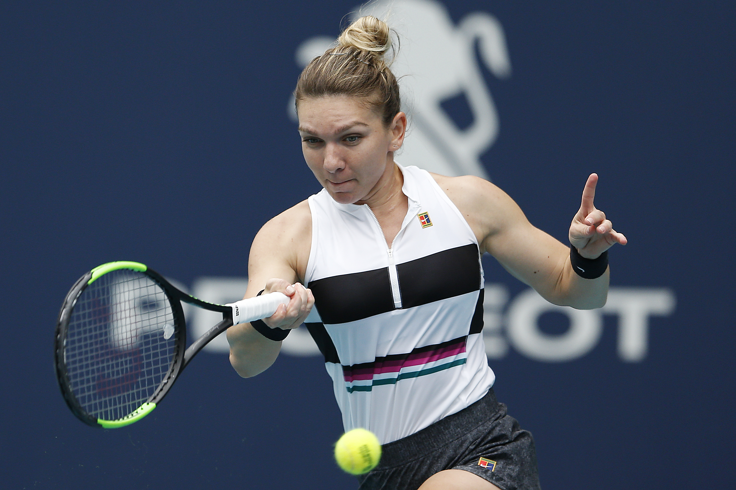 Simona Halep se califica in sferturi la Miami Open 2019, dupa o victorie facila in fata lui Venus Williams