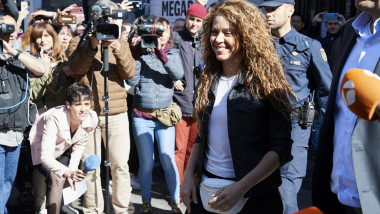 Shakira la tribunal pentru procesul de plagiat