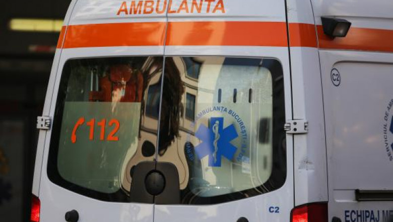 ambulanta shutterstock