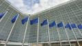 bruxelles comisia europeana steag ue shutterstock_592879253