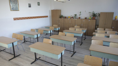 180910_sala de clasa PACHET_SCOALA_00_INQUAM_Photos_Octav_Ganea