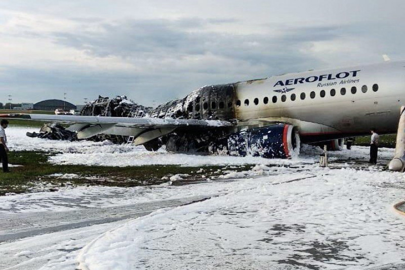 accident aviatic rusia avion in flacari