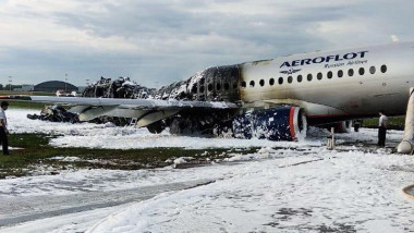 accident aviatic rusia avion in flacari