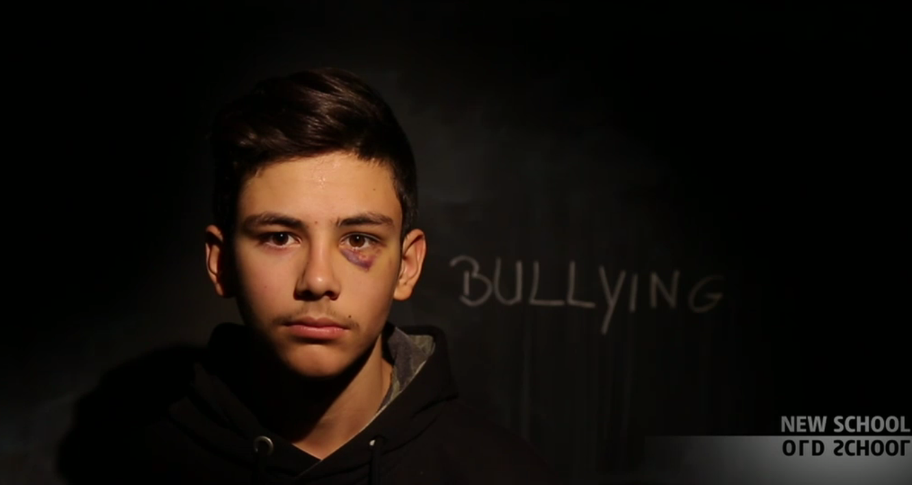 Bullying in scoli. Marturii de groaza ale unor victime: Erau 5 si le ziceam „Mai lasati-ma in pace ca am deja vanatai”