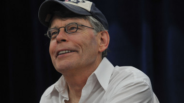 Stephen King Promotes "Under The Dome" At Wal-Mart