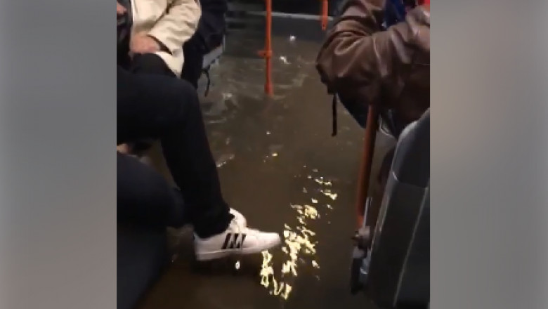 inundatie-autobuz-stb