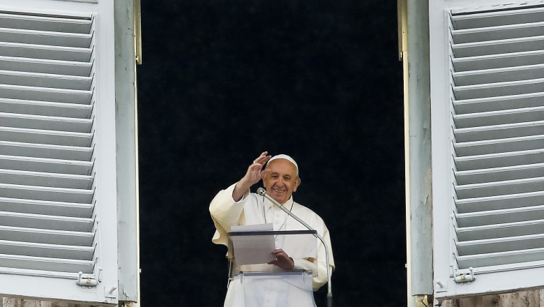 Papa Francisc în România. Veşmintele pe care Suveranul Pontif le va purta la Bucureşti şi Şumuleu Ciuc