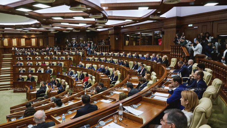 sala sedinta parlament moldova