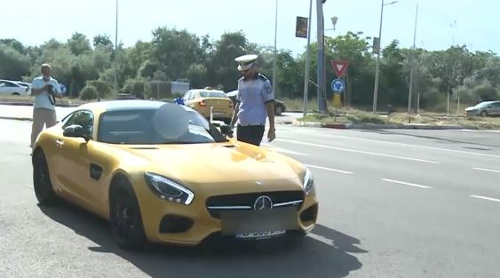 Un medic a fost prins drogat, in Mamaia, la volanul unui bolid de lux