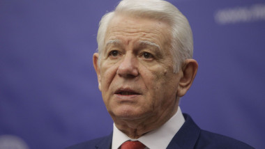 Ministrul de Externe, Teodor Meleșcanu.
