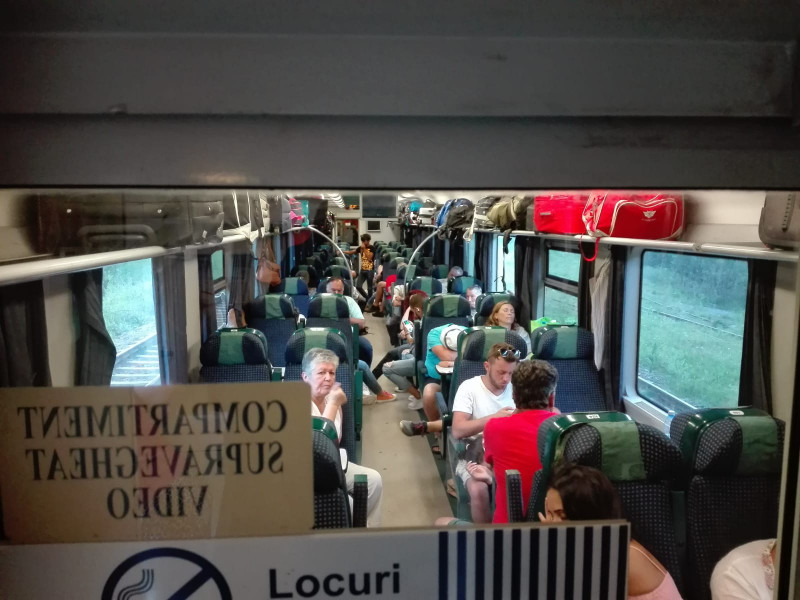 tren blocat delifiul jiului 4