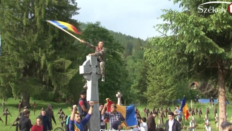 Crucile de beton dedicate eroilor români la cimitirul de la Valea Uzului trebuie demontate. Decizia instanței este definitivă