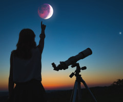 Eclipsă parțială de Lună. Cum poate fi văzută din România