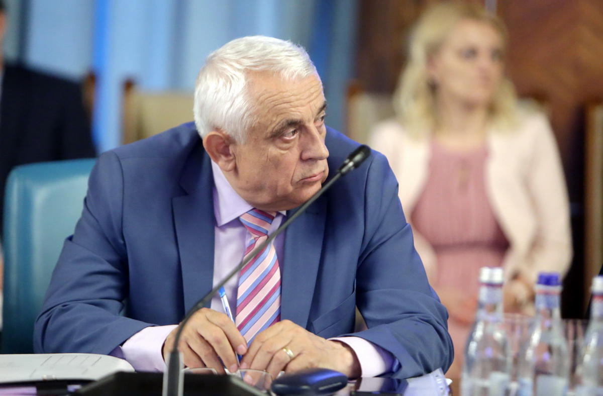 Petre Daea a cerut derogare de la UE ca sa impuste cormorani