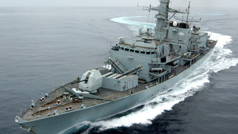 HMS Montrose, a Type 23 Frigate, performed a series of tight turns, during Marstrike 05.