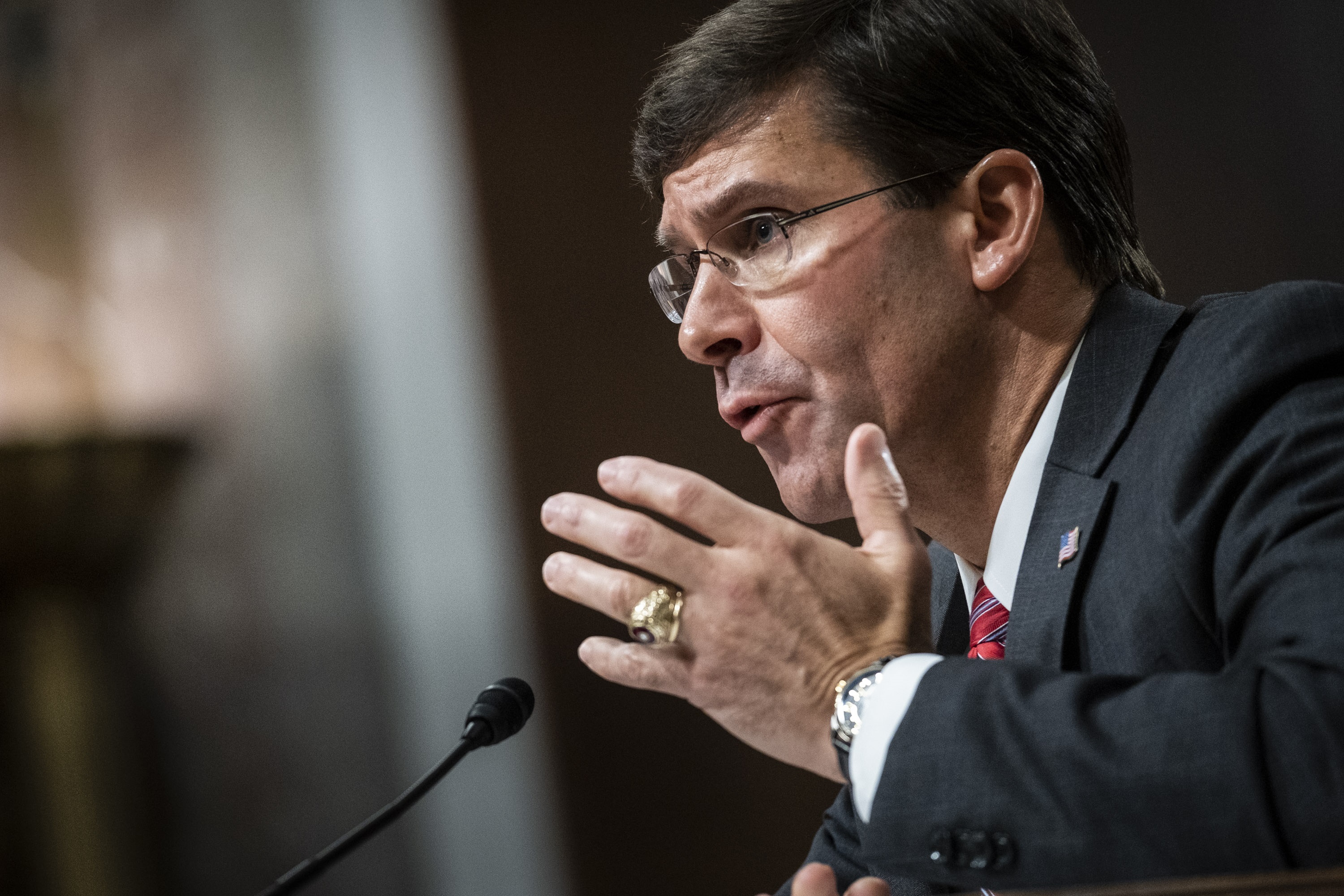 Senatul american a confirmat numirea lui Mark Esper in funcţia de şef al Pentagonului