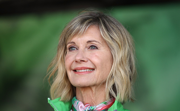 Olivia Newton-John a dezvaluit ca sufera de cancer in faza terminala