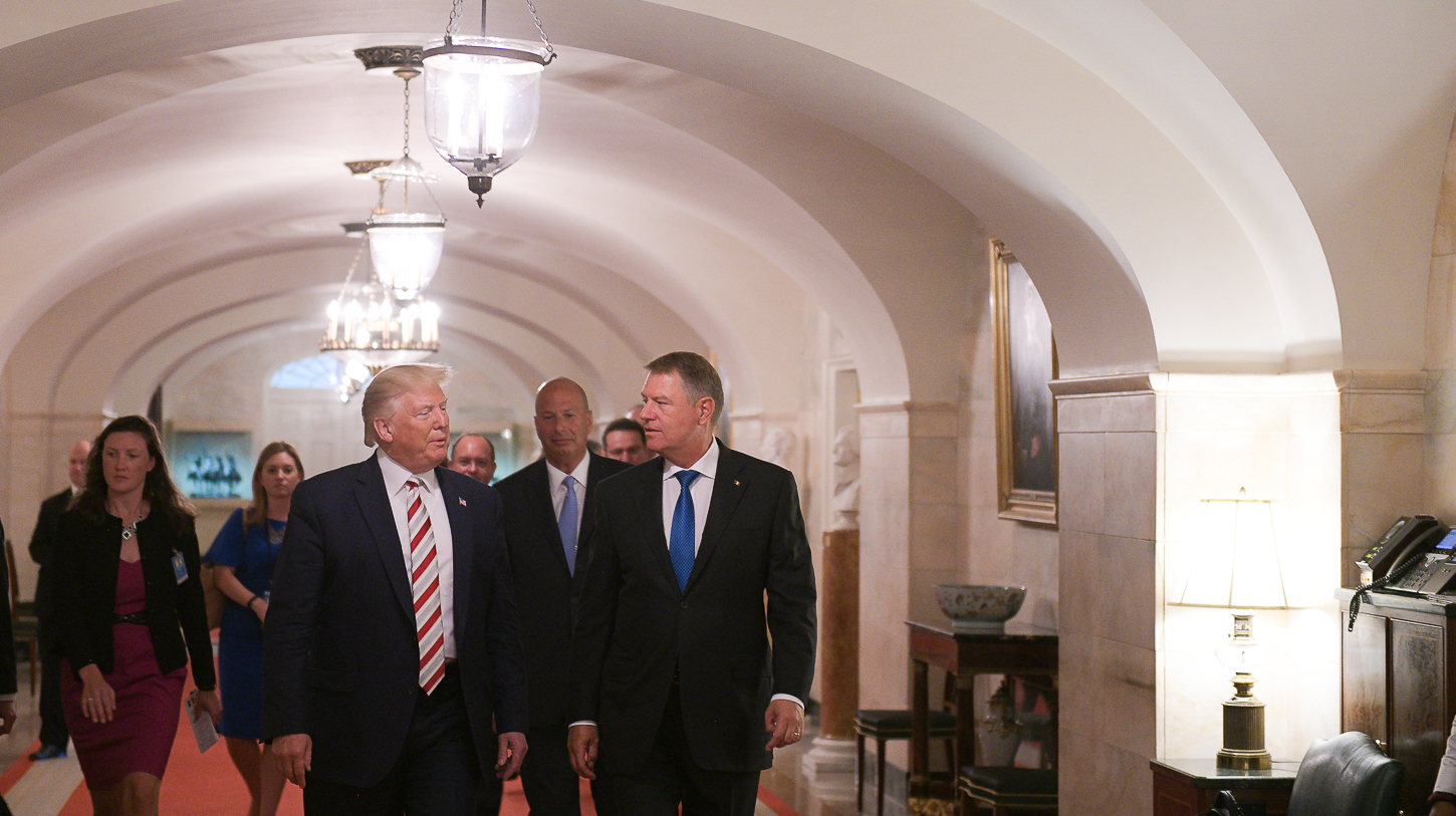 Klaus Iohannis dupa intalnirea cu Trump: Romania vrea mai multe baze militare americane in Romania