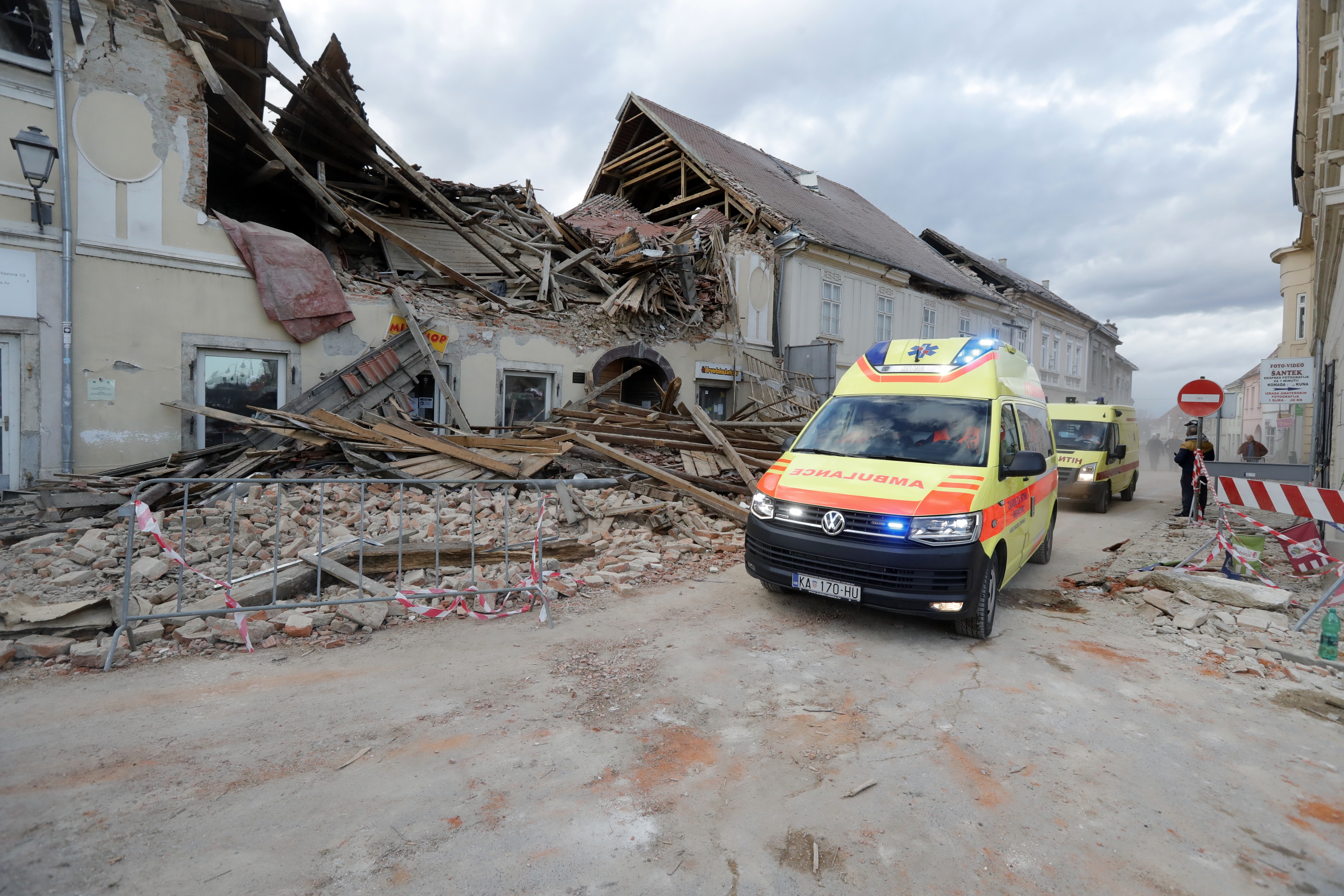 Încă două cutremure puternice în Croația. Seismolog: "Pământul tremură la fiecare minut, se va zdruncina mult timp de acum încolo"