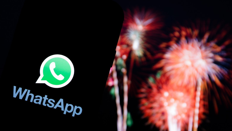 logo whatsapp artificii anul nou