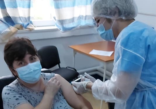 La Spitalul din Găești s-a putut vaccina anti-Covid oricine. Managerul spune că refuză să arunce dozele neutilizate