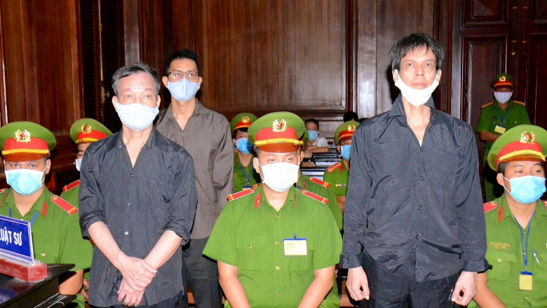 cei trei jurnaliști independenți condamnați la închisoare în vietnam