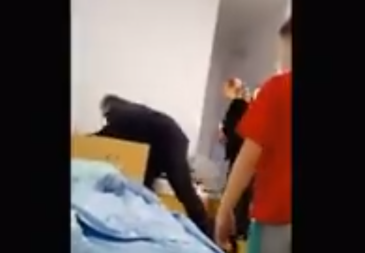 Cruzime la un centru de plasament: un copil a fost agresat de paznic. Turza: Vom sesiza organele de cercetare penală
