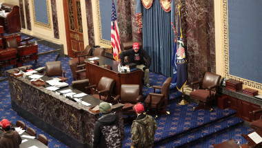 Susținătorii lui Donald Trump în clădirea Congresului SUA. Foto: GettyImages