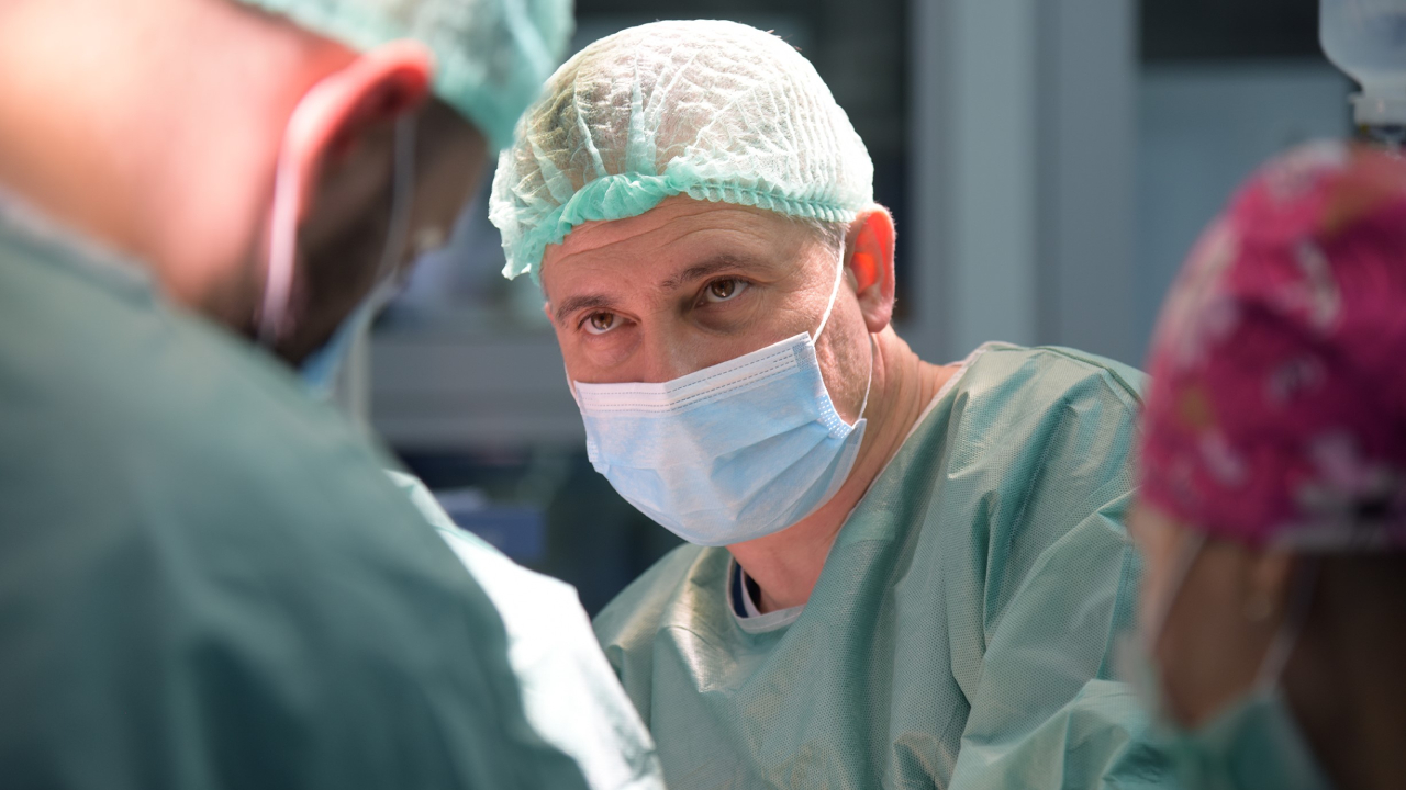 Uretroplastie în doi timpi pentru hipospadias la Spitalul Clinic SANADOR
