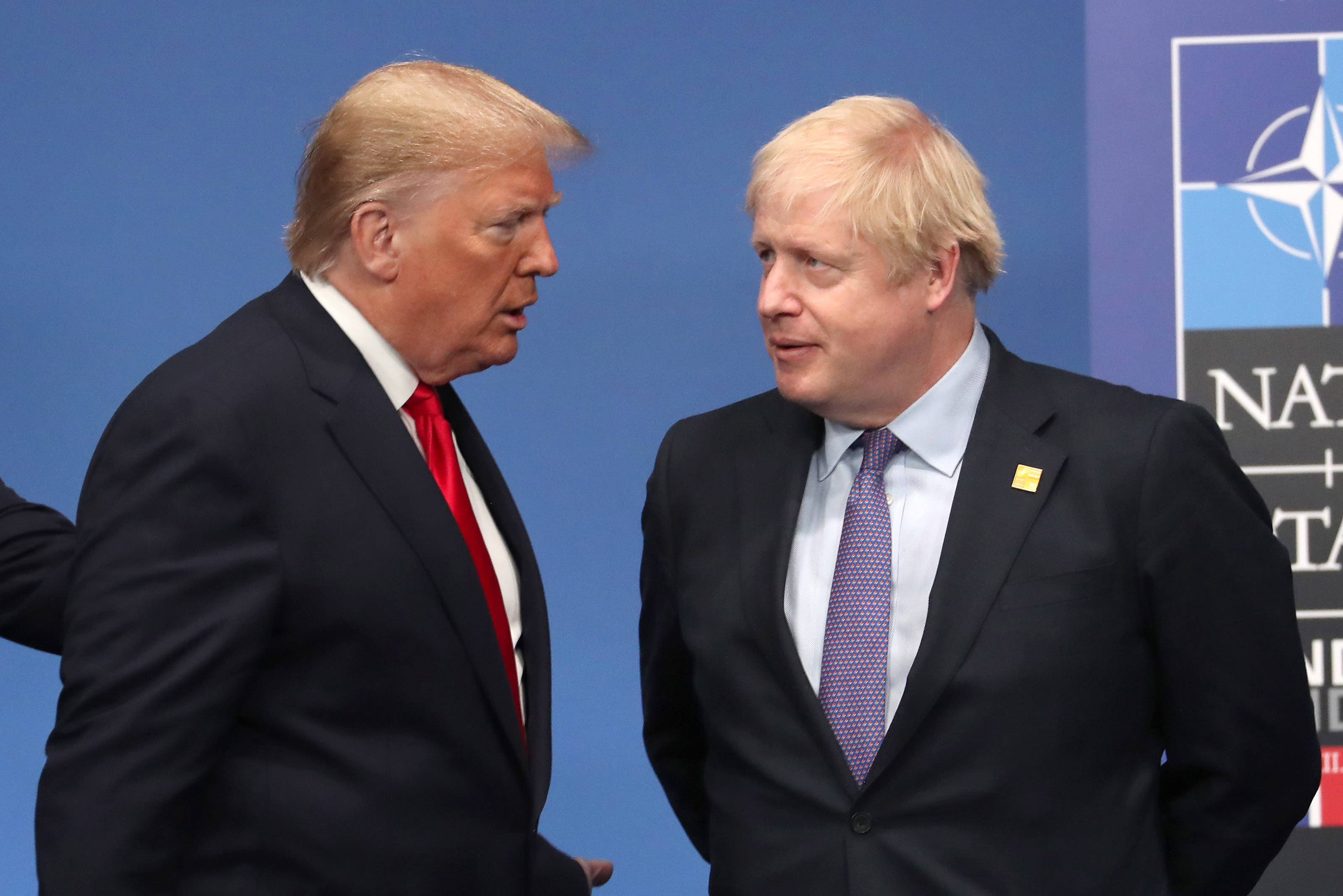 Boris Johnson îl condamnă pe Donald Trump pentru instigarea atacului de la Capitoliu