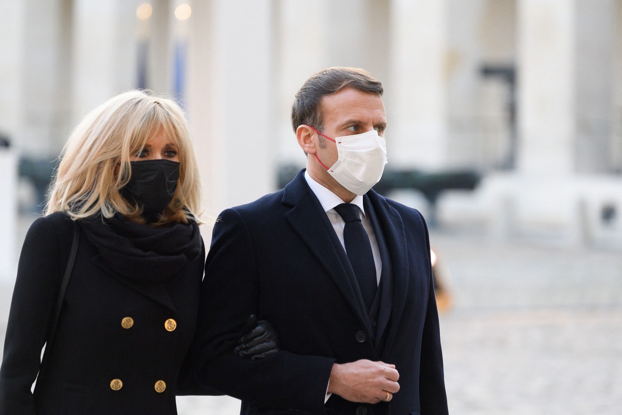 Prima-doamnă a Franței, testată pozitiv de COVID la 7 zile după Emmanuel Macron