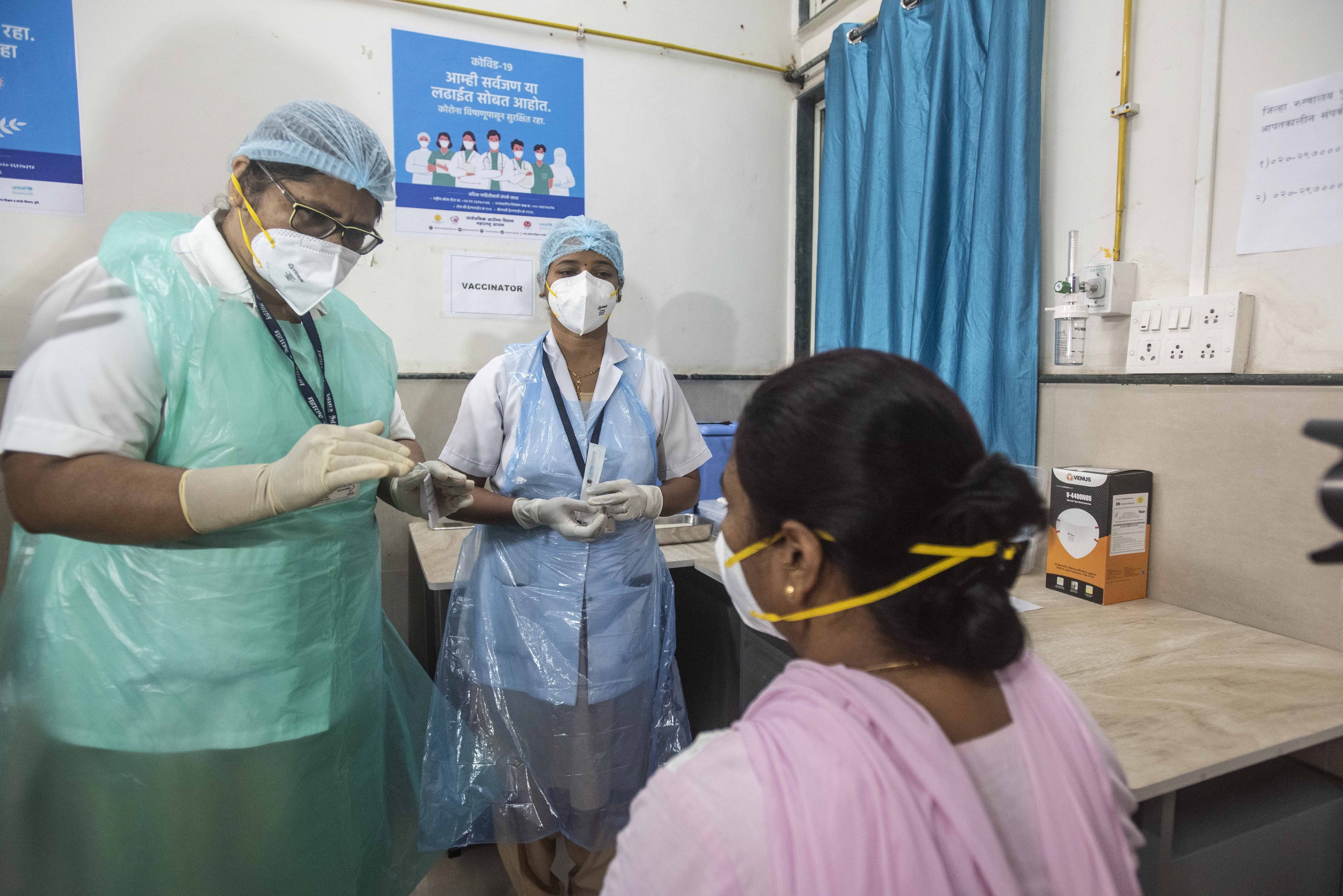 India a autorizat două vaccinuri anti-Covid-19 "pentru situații de urgență"